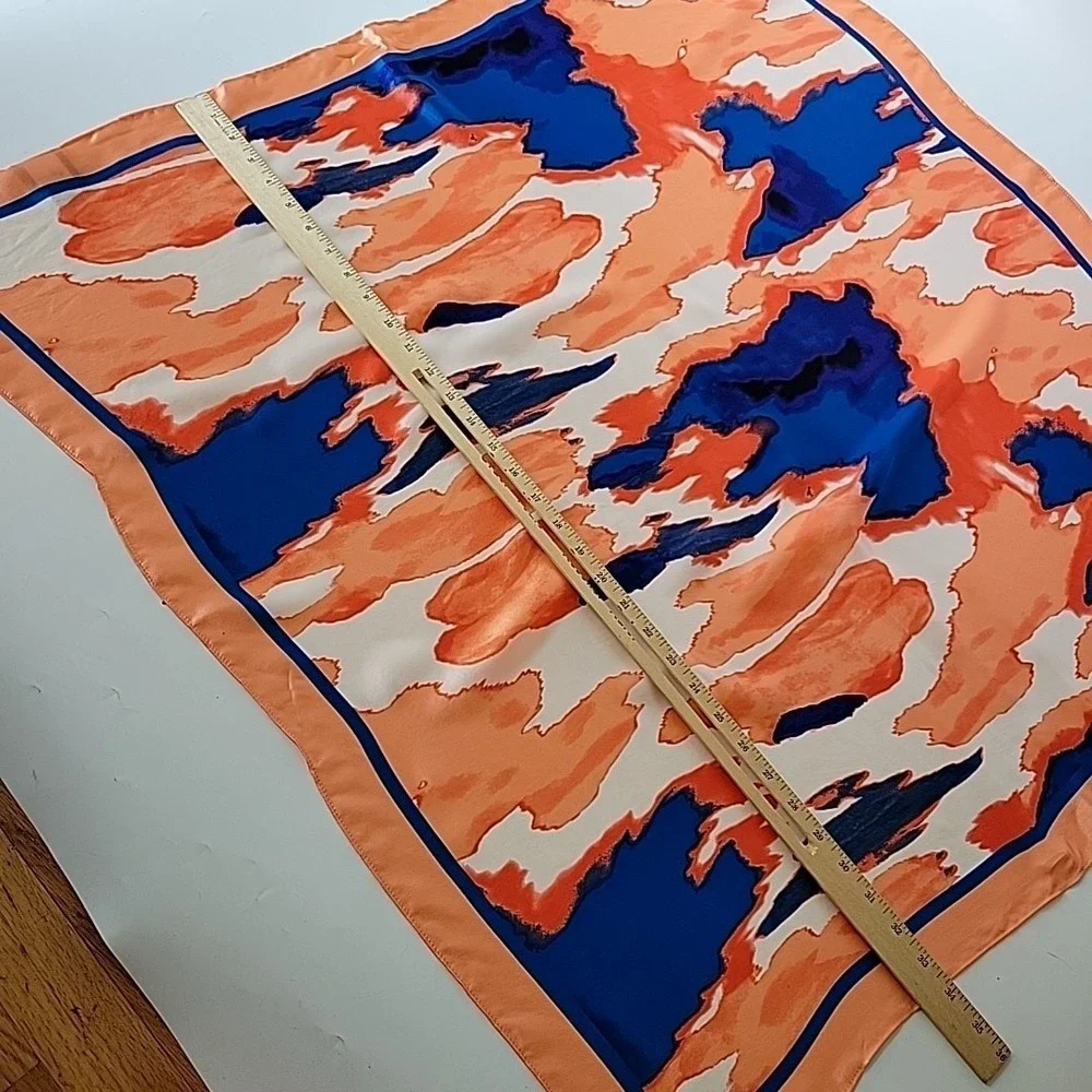Scoop‎ Square Silk Satin Scarf Abstract Print Chic Luxury Mod Preppy Statement